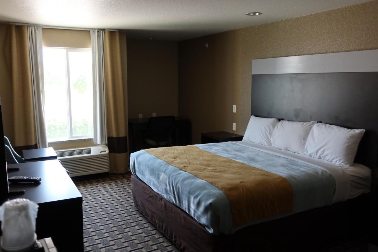 West Worth Inn & Suites White Settlement Εξωτερικό φωτογραφία