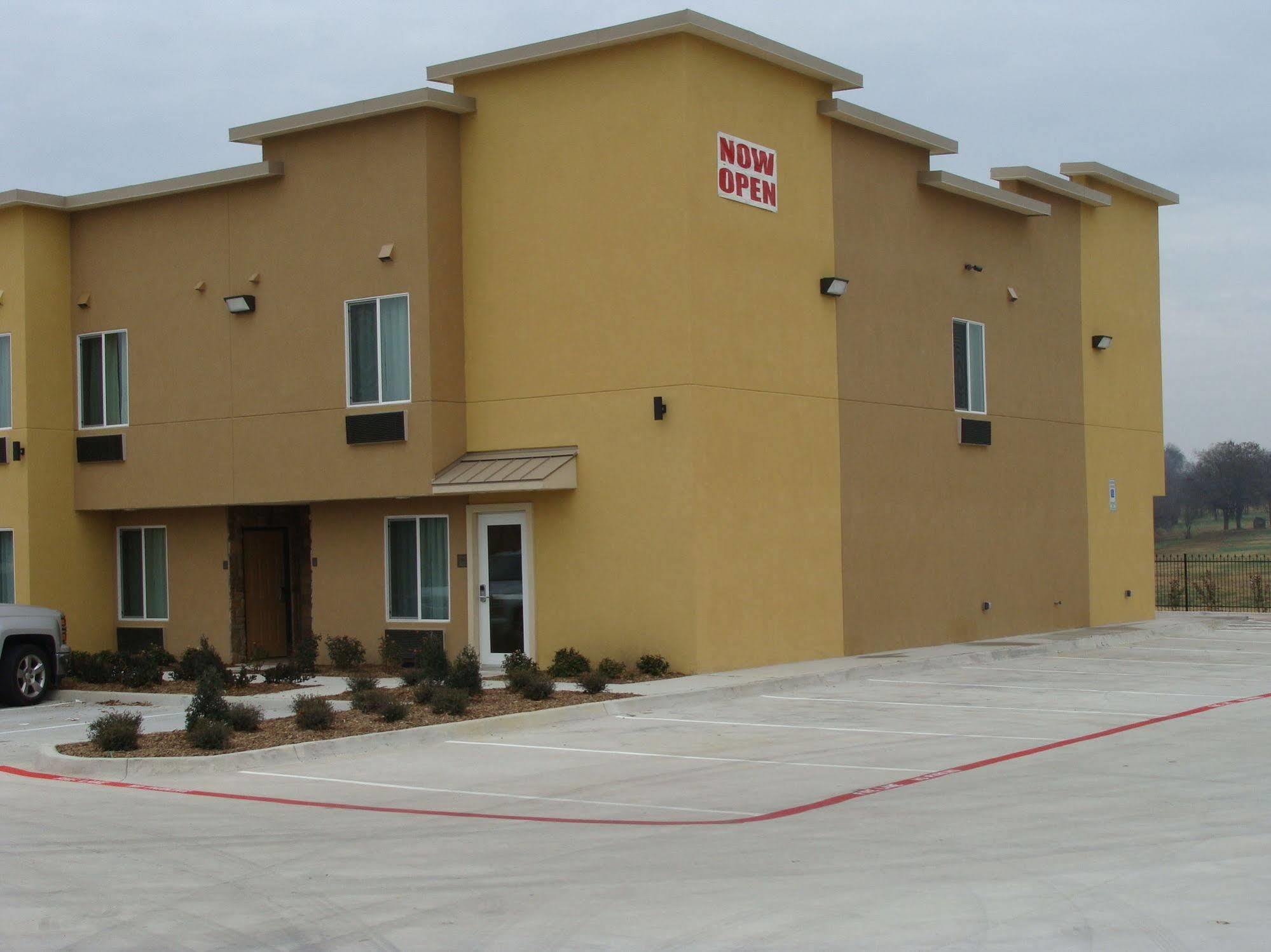 West Worth Inn & Suites White Settlement Εξωτερικό φωτογραφία