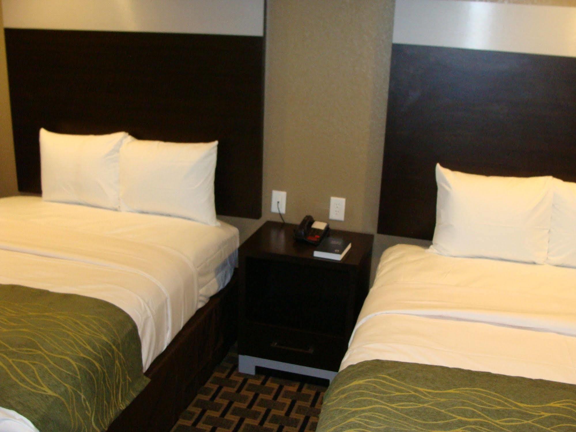 West Worth Inn & Suites White Settlement Εξωτερικό φωτογραφία